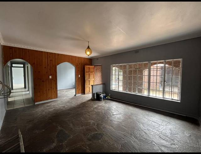 3 BEDROOM PROPERTY TO RENT IN BIRCH ACRES